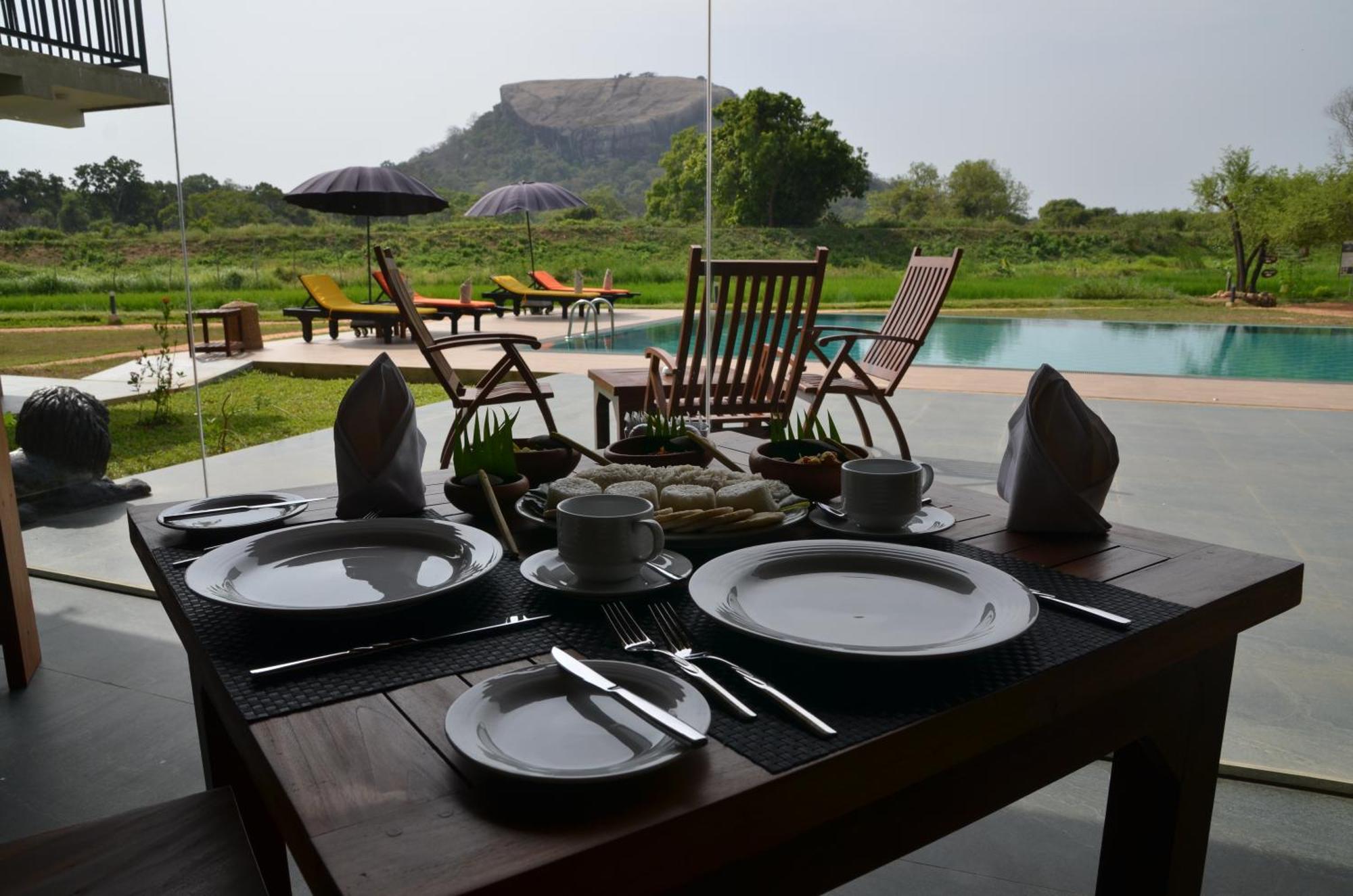 Sigiriya King'S Resort Extérieur photo