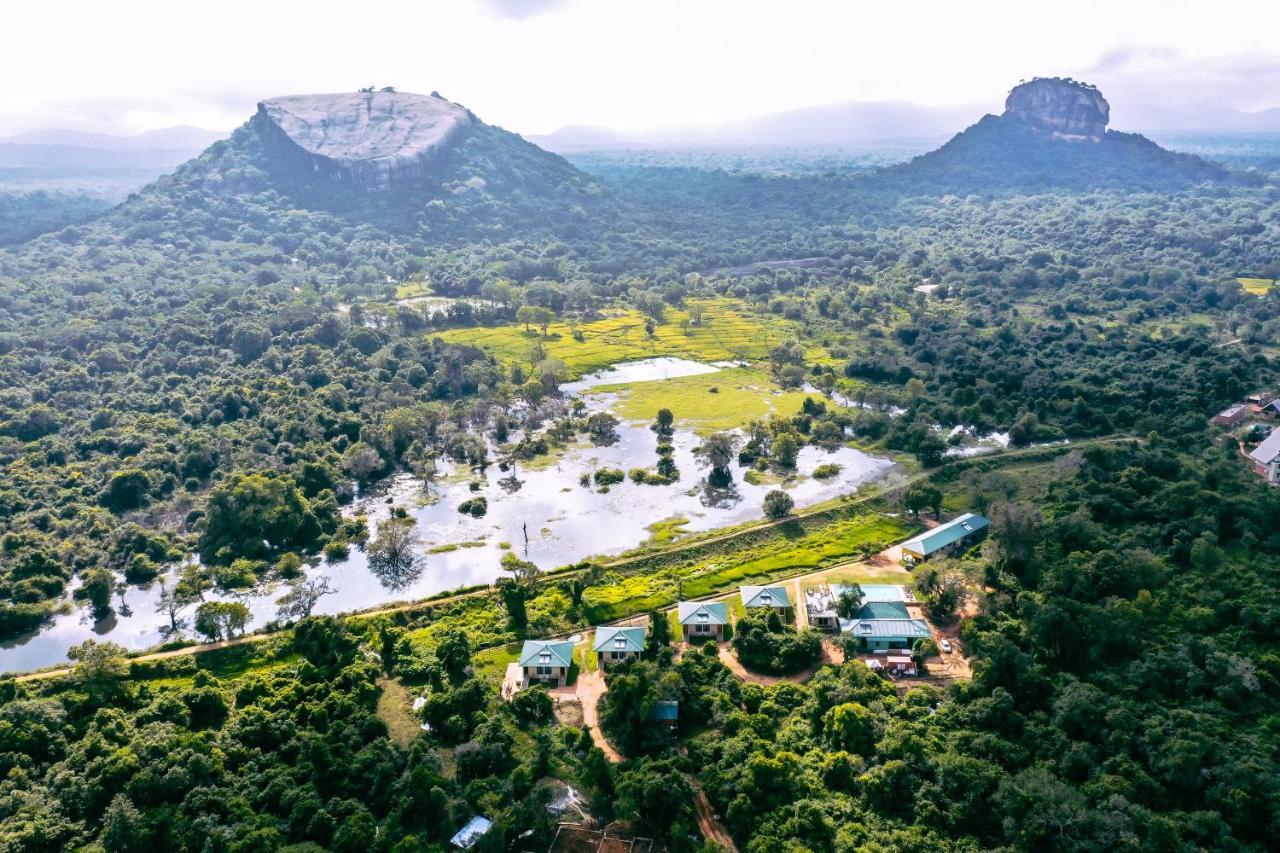 Sigiriya King'S Resort Extérieur photo